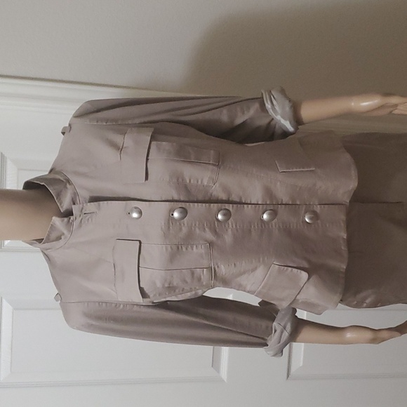 Body by Victoria 12 jacket 8 pants khaki pant suit accordian tale cup buttons - Picture 2 of 14